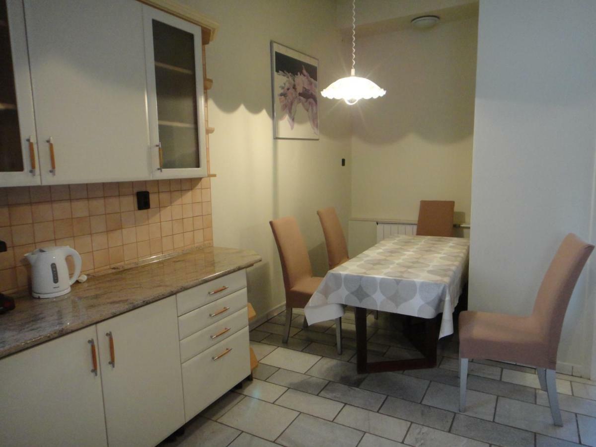 Liliom Apartment Szeged Ngoại thất bức ảnh